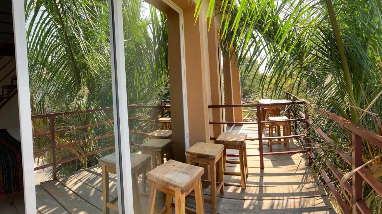 Palmas De Chahue *